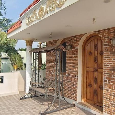 Traditional Beach View Home Pondicherry Exterior photo