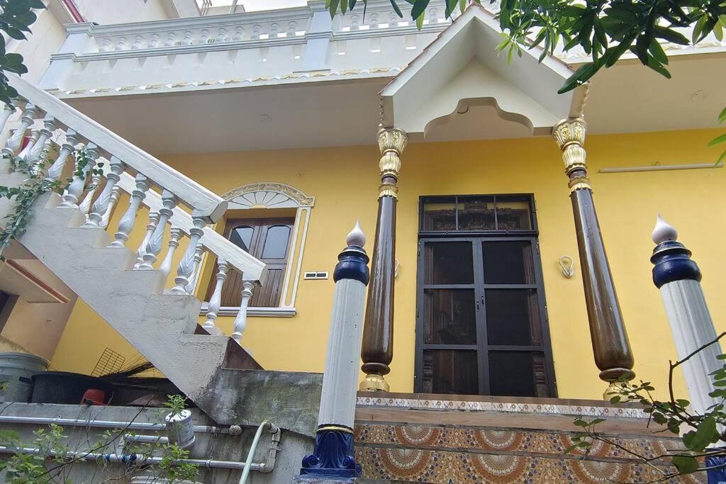 Traditional Beach View Home Pondicherry Exterior photo